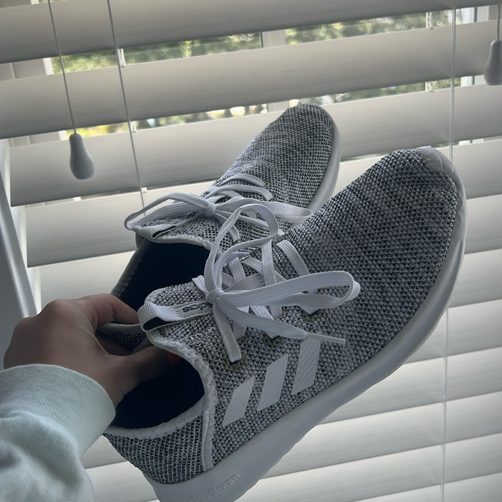 NEW ADIDAS CloudFoam Comfort